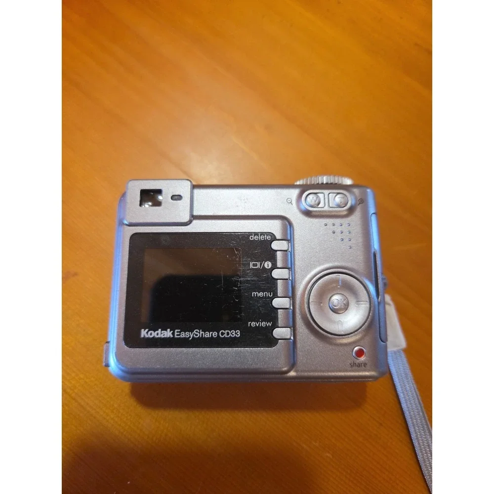 Kodak EasyShare CD33 Digital Camera 3.1MP 3x Zoom Silver Compact Camera Only